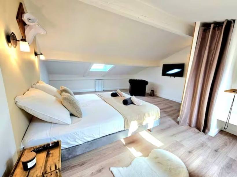 Duplex meublé au centre de Nîmes