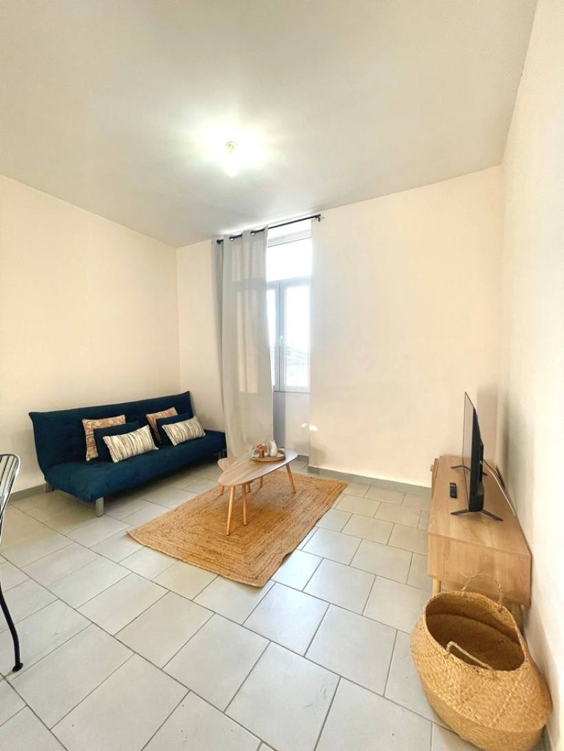 Exclusivité Vente lot de 2 appartements rénovés à Nîmes
